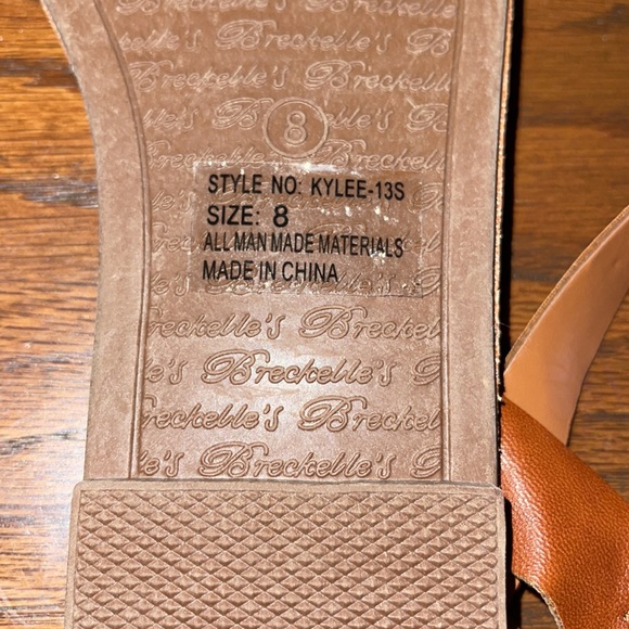 NWB sandals - Picture 3 of 4